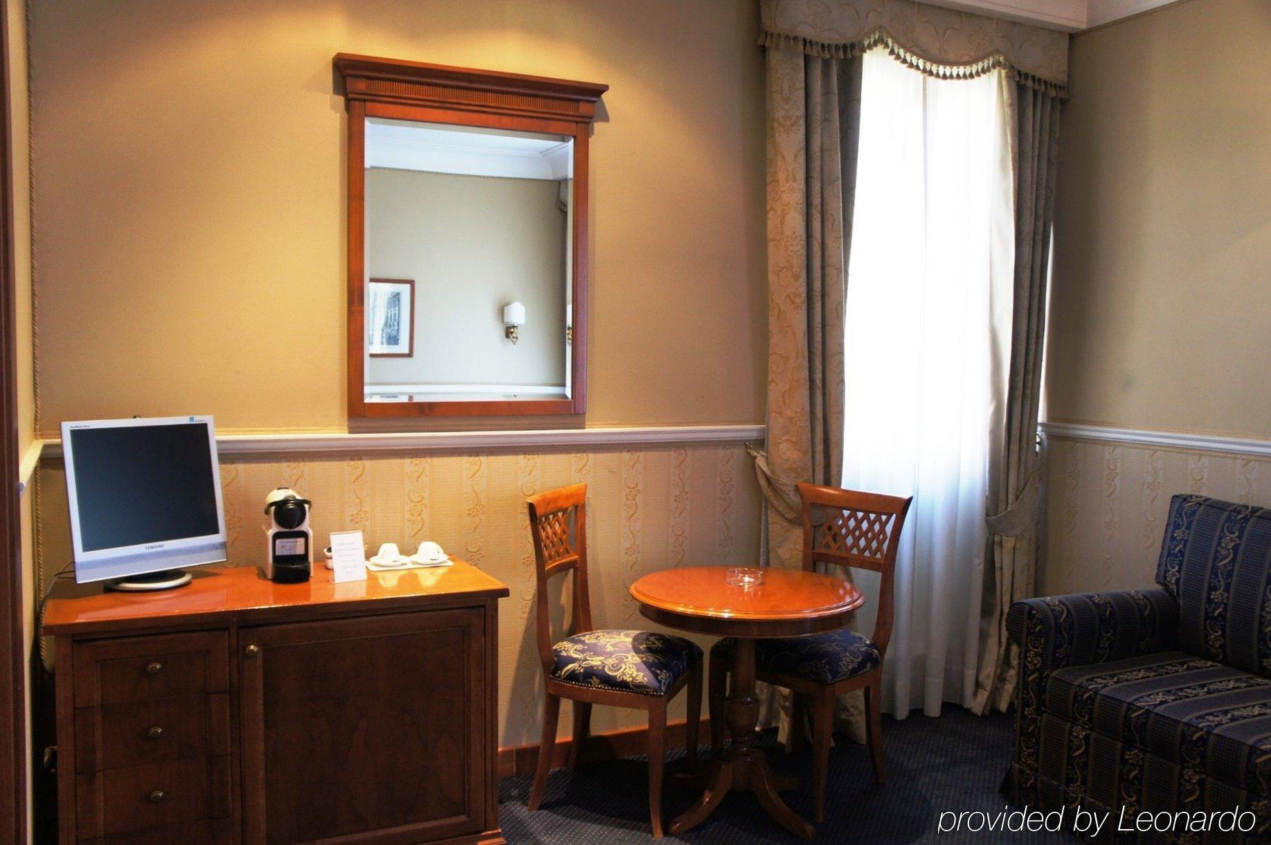 Relais Patrizi Hotell 4*